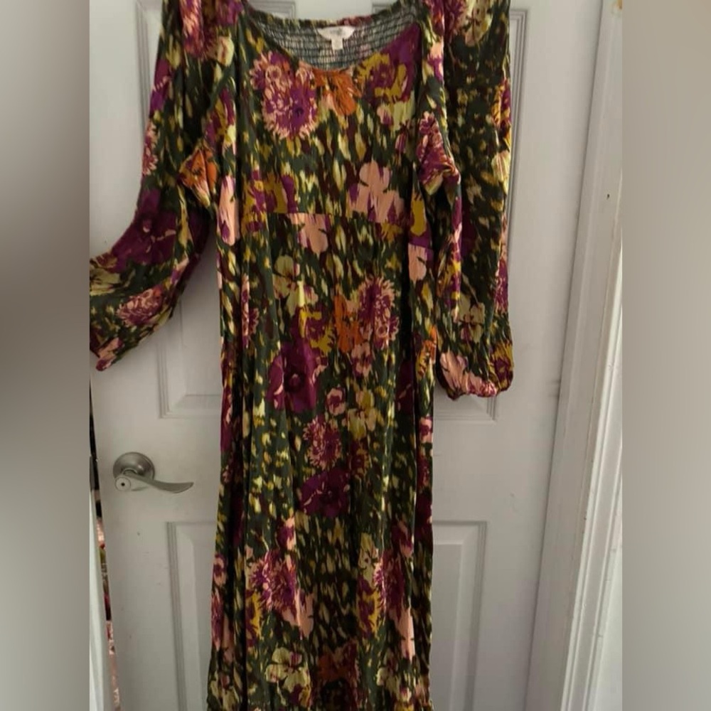 3/4 inch sleeve dress